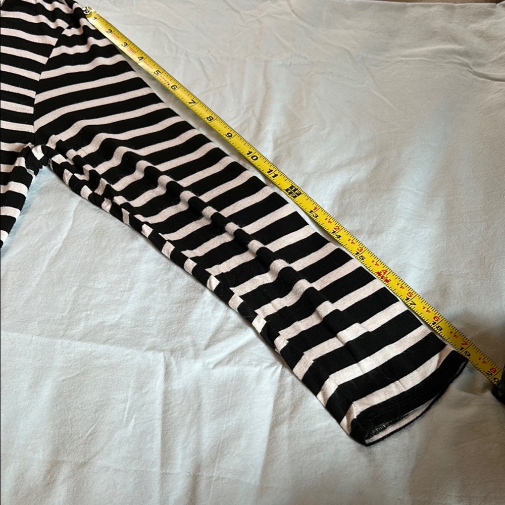 Les Amis Black and White Asymmetrical Top - Picture 9 of 11